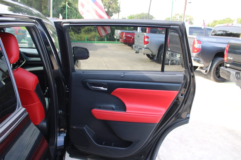 2023 TOYOTA HIGHLANDER XSE - TOY028583