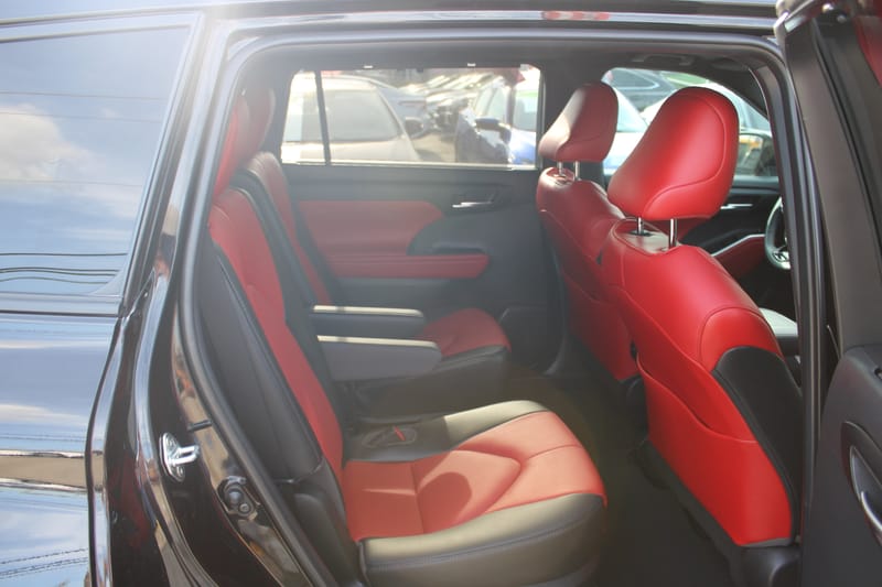 2023 TOYOTA HIGHLANDER XSE - TOY028583