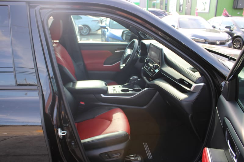 2023 TOYOTA HIGHLANDER XSE - TOY028583
