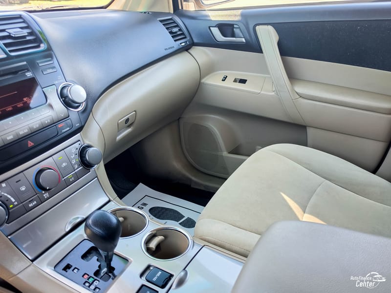 2011 TOYOTA HIGHLANDER BASE - TOY029759B