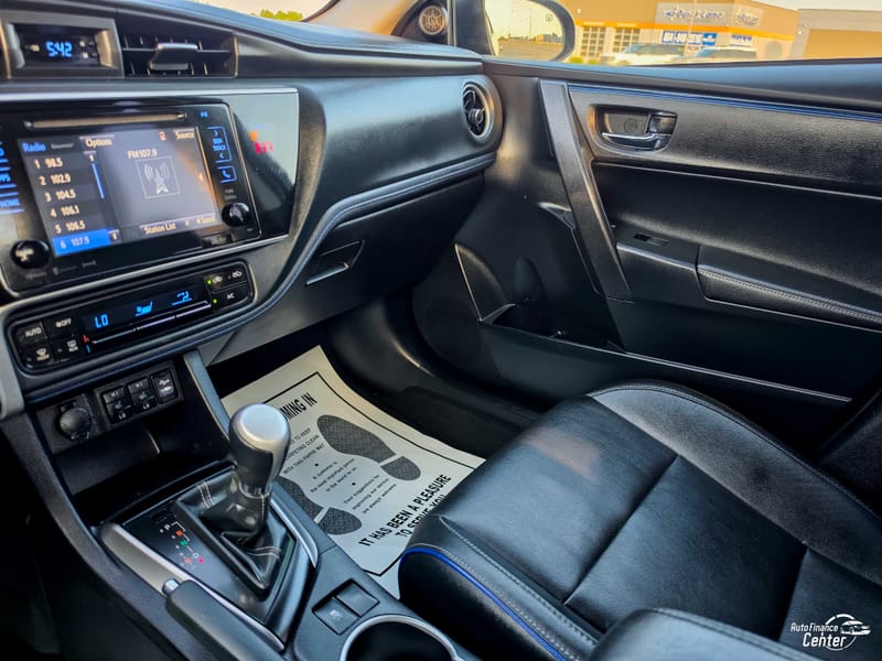 2018 TOYOTA COROLLA XSE - TOY032176