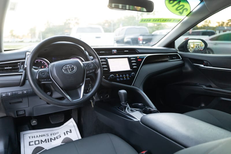 2018 TOYOTA CAMRY LE - TOY038546
