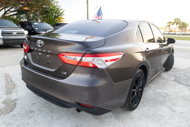 2018 TOYOTA CAMRY LE - TOY038546