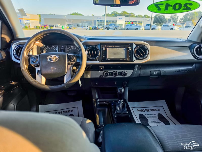 2017 TOYOTA TACOMA SR5 - TOY039543
