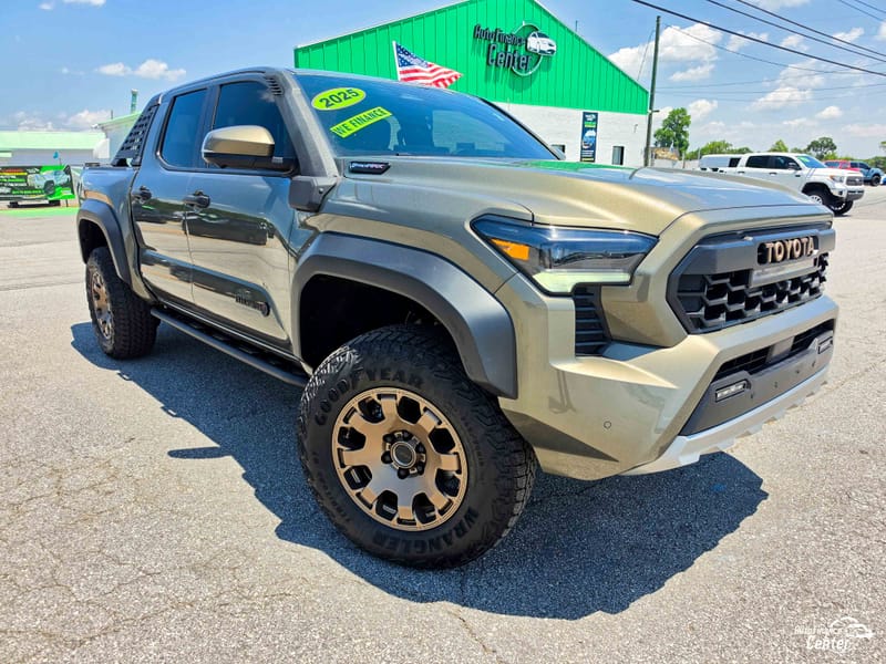 2025 TOYOTA TACOMA HYBRID TRAILH - TOY040161