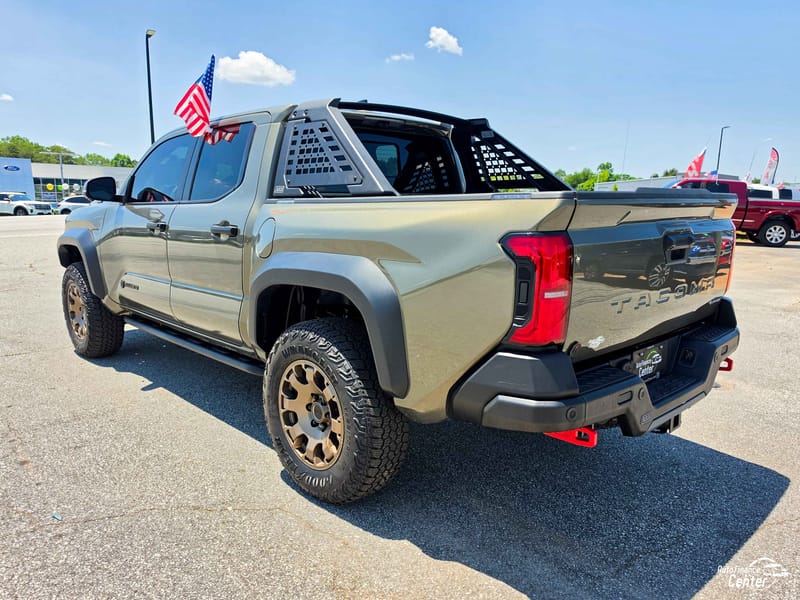 2025 TOYOTA TACOMA HYBRID TRAILH - TOY040161