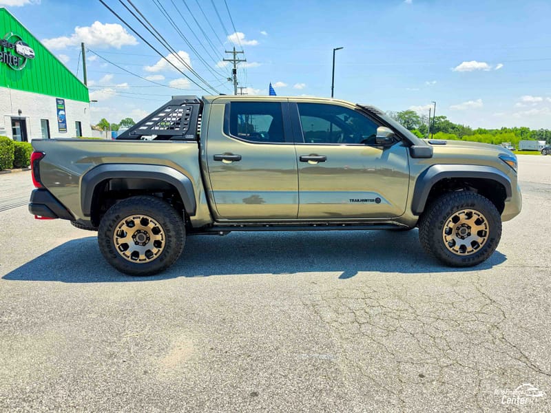 2025 TOYOTA TACOMA HYBRID TRAILH - TOY040161