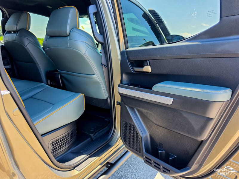 2025 TOYOTA TACOMA HYBRID TRAILH - TOY040161