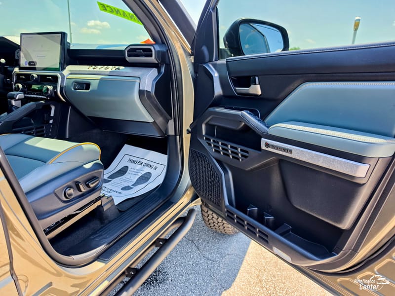 2025 TOYOTA TACOMA HYBRID TRAILH - TOY040161