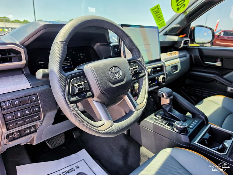2025 TOYOTA TACOMA HYBRID TRAILH - TOY040161