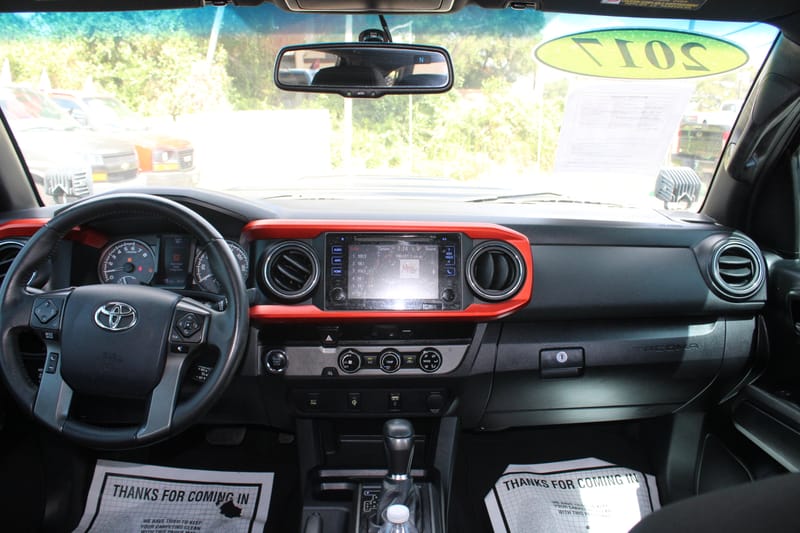 2017 TOYOTA TACOMA - TOY040903