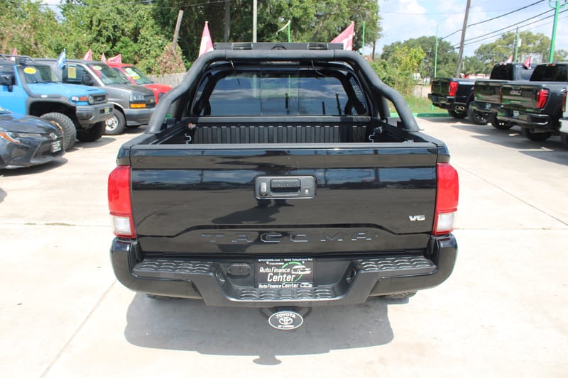 2017 TOYOTA TACOMA - TOY040903