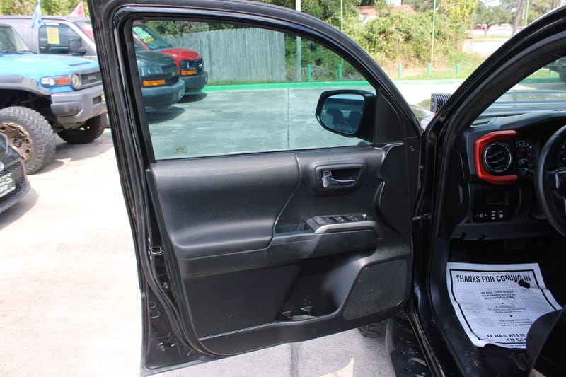2017 TOYOTA TACOMA - TOY040903