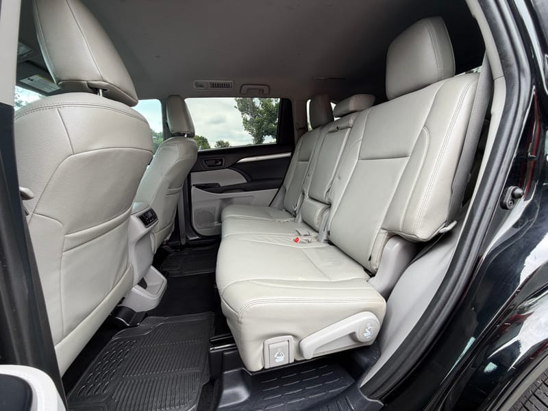 2019 TOYOTA HIGHLANDER LE - TOY046913