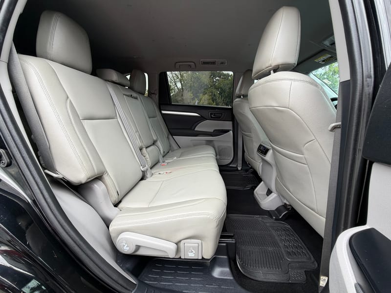 2019 TOYOTA HIGHLANDER LE - TOY046913