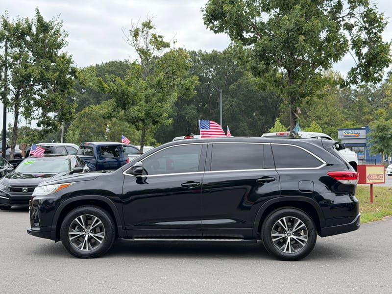 2019 TOYOTA HIGHLANDER LE - TOY046913