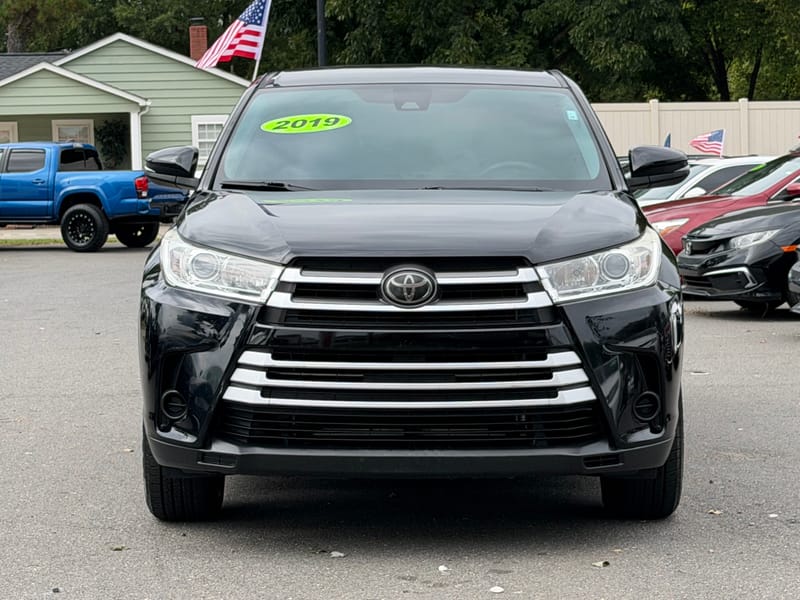 2019 TOYOTA HIGHLANDER LE - TOY046913