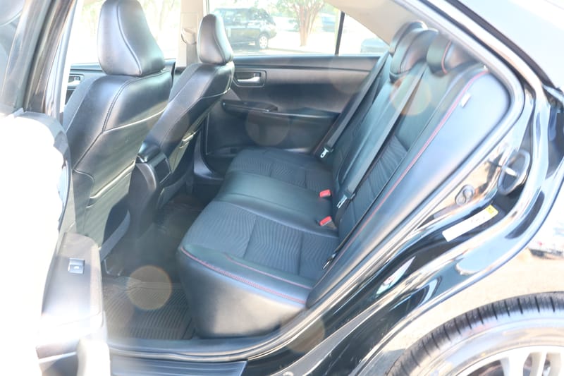 2015 TOYOTA CAMRY SE - TOY047042D