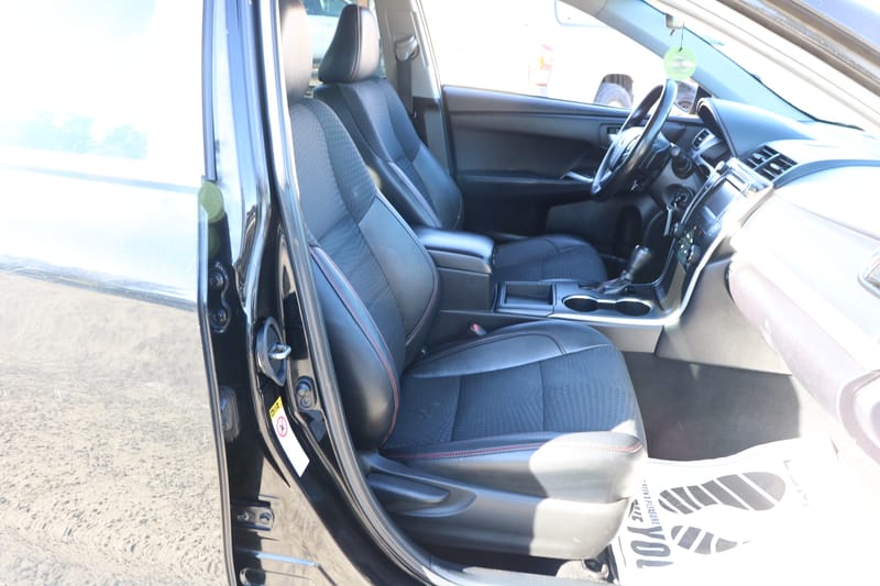 2015 TOYOTA CAMRY SE - TOY047042D