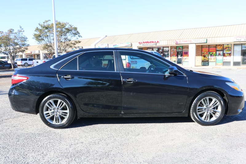 2015 TOYOTA CAMRY SE - TOY047042D