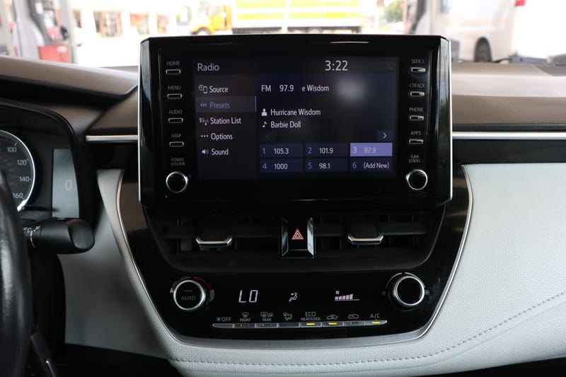 2020 TOYOTA COROLLA SE - TOY049428