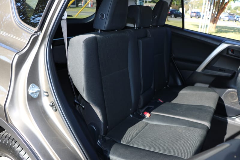 2015 TOYOTA RAV4 LE - TOY055650B