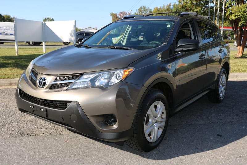 2015 TOYOTA RAV4 LE - TOY055650B