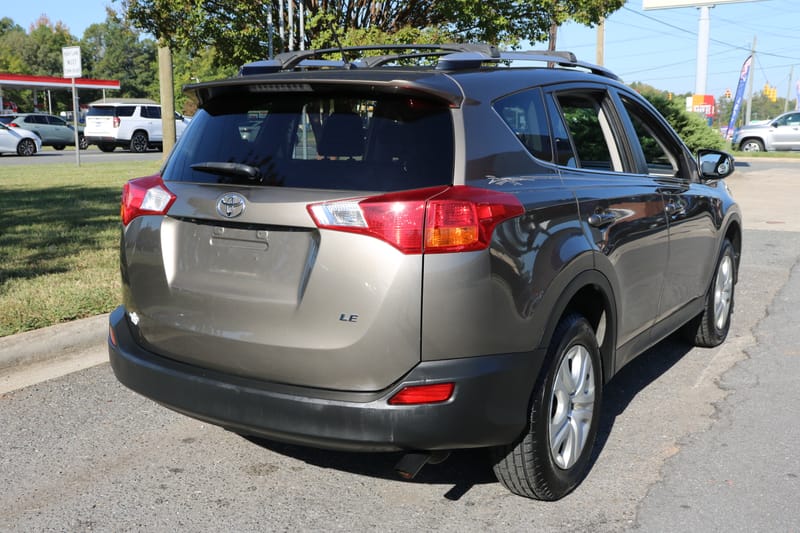 2015 TOYOTA RAV4 LE - TOY055650B
