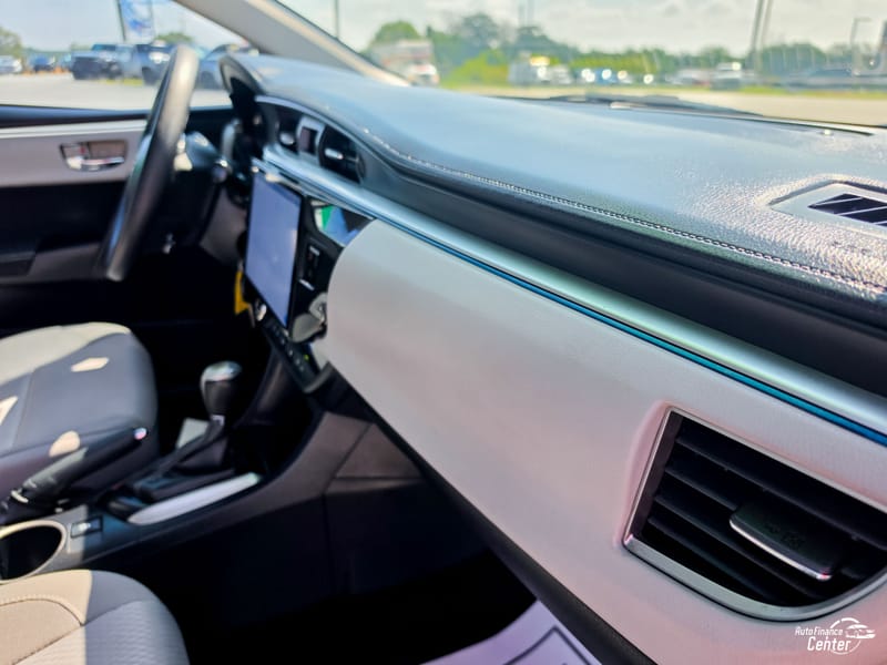 2014 TOYOTA COROLLA LE - TOY060208