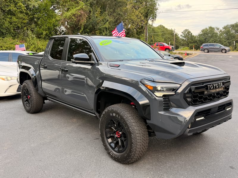 2026 TOYOTA TACOMA  LTD HYBRID - TOY060702