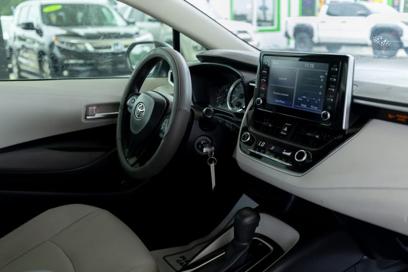 2020 TOYOTA COROLLA LE - TOY060735