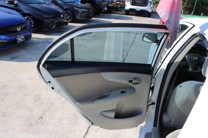 2012 TOYOTA COROLLA L - TOY060811C