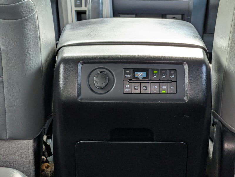 2017 TOYOTA SEQUOIA - TOY067484