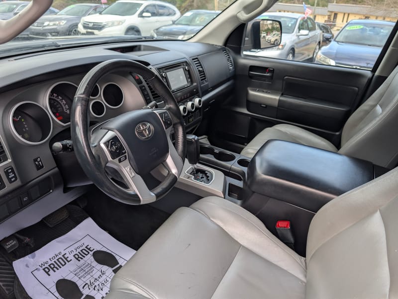 2017 TOYOTA SEQUOIA - TOY067484