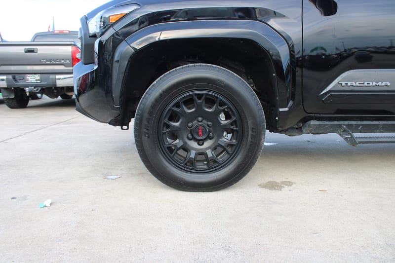 2024 TOYOTA TACOMA - TOY070113