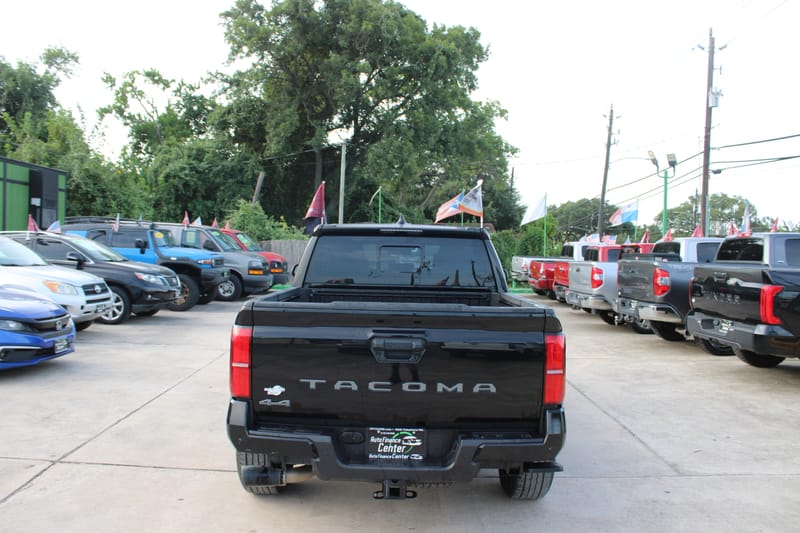 2024 TOYOTA TACOMA - TOY070113