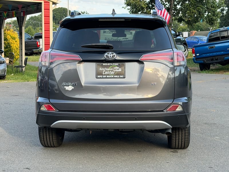 2016 TOYOTA RAV4 SE - TOY070510