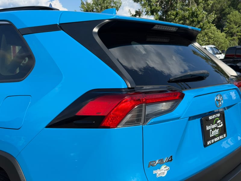 2020 TOYOTA RAV4 XLE - TOY087090