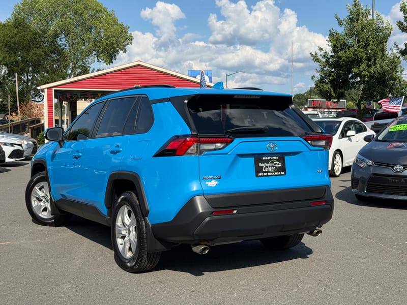 2020 TOYOTA RAV4 XLE - TOY087090