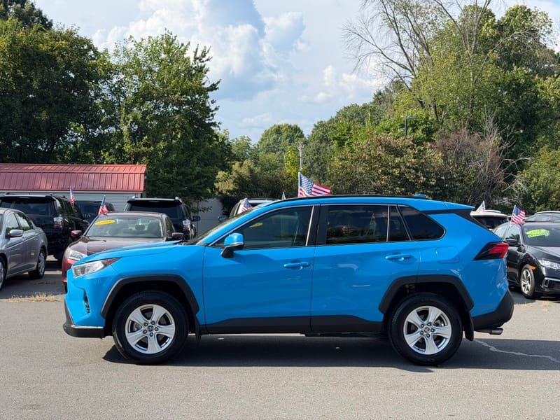 2020 TOYOTA RAV4 XLE - TOY087090