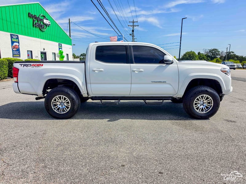 2017 TOYOTA TACOMA TRD SPORT 4X4 - TOY092318