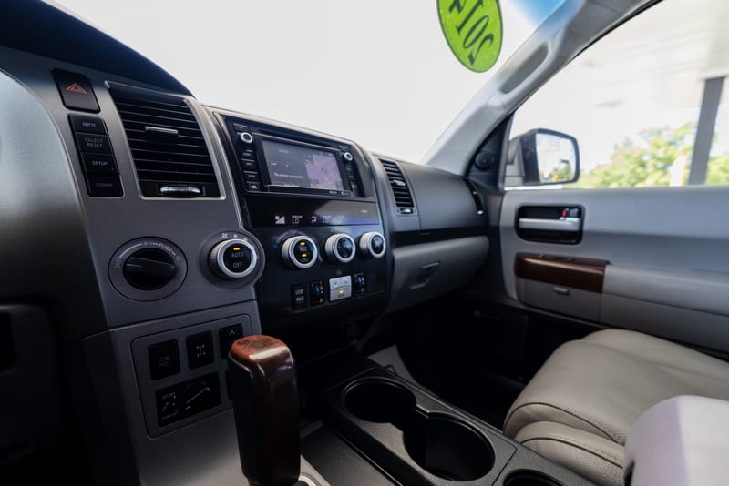 2014 TOYOTA SEQUOIA PLATINUM - TOY095193B