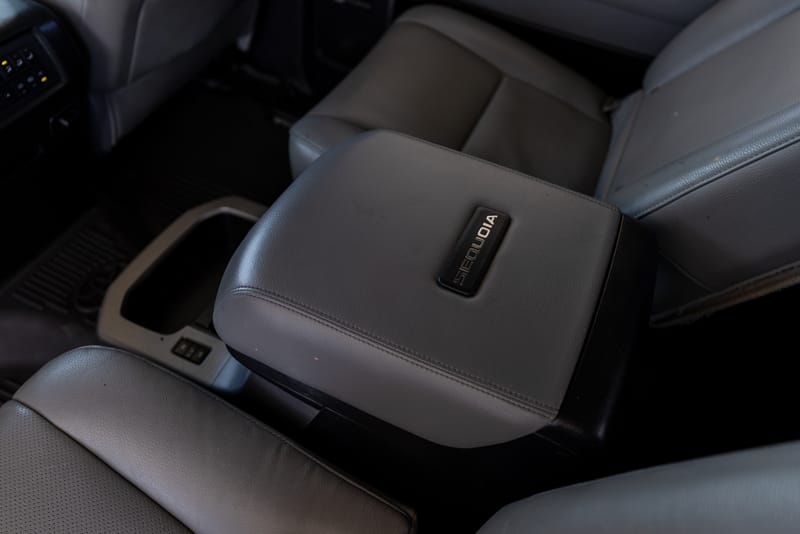 2014 TOYOTA SEQUOIA PLATINUM - TOY095193B