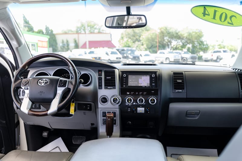 2014 TOYOTA SEQUOIA PLATINUM - TOY095193B