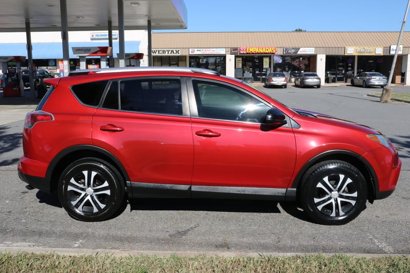 2016 TOYOTA RAV4 LE - TOY095663