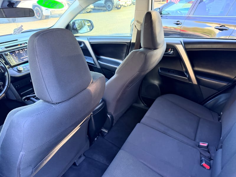 2017 TOYOTA RAV4 XLE - TOY099663