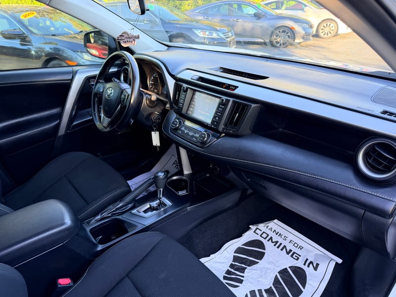 2017 TOYOTA RAV4 XLE - TOY099663