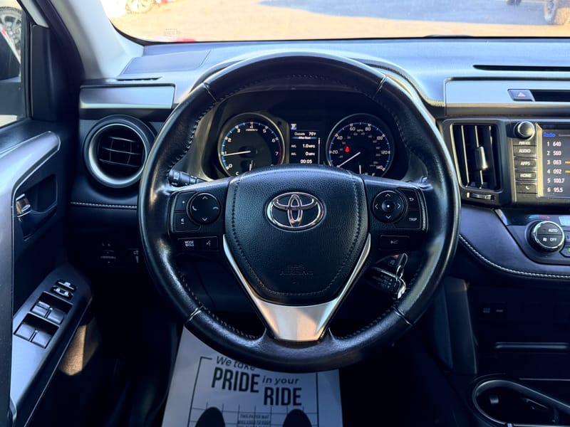 2017 TOYOTA RAV4 XLE - TOY099663