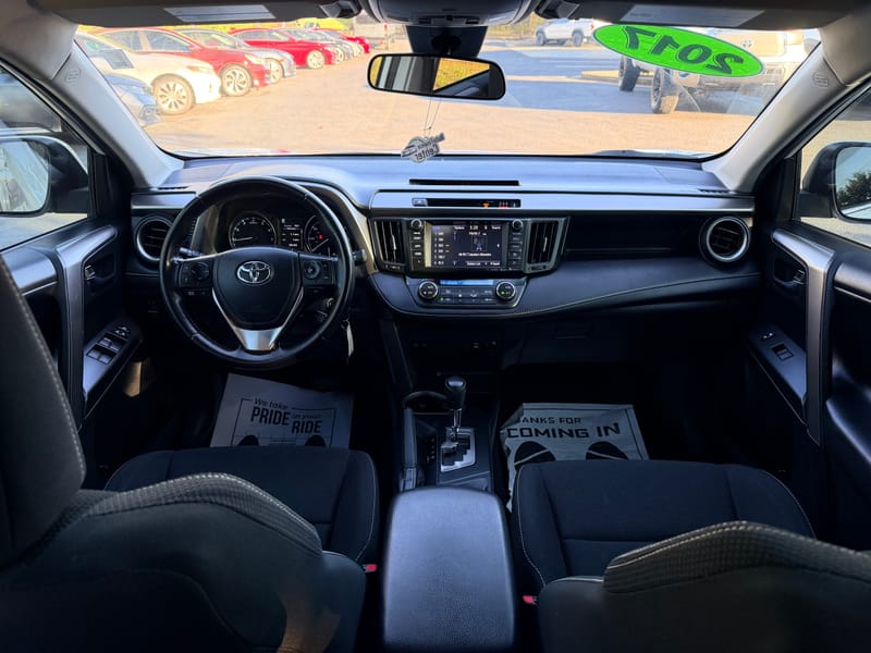 2017 TOYOTA RAV4 XLE - TOY099663