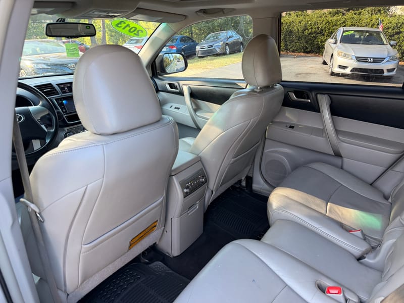 2013 TOYOTA HIGHLANDER SE - TOY100223B